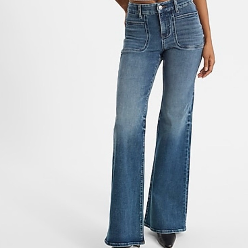 Express Women's Denim 70s Flare mid rise hyper flex Jeans